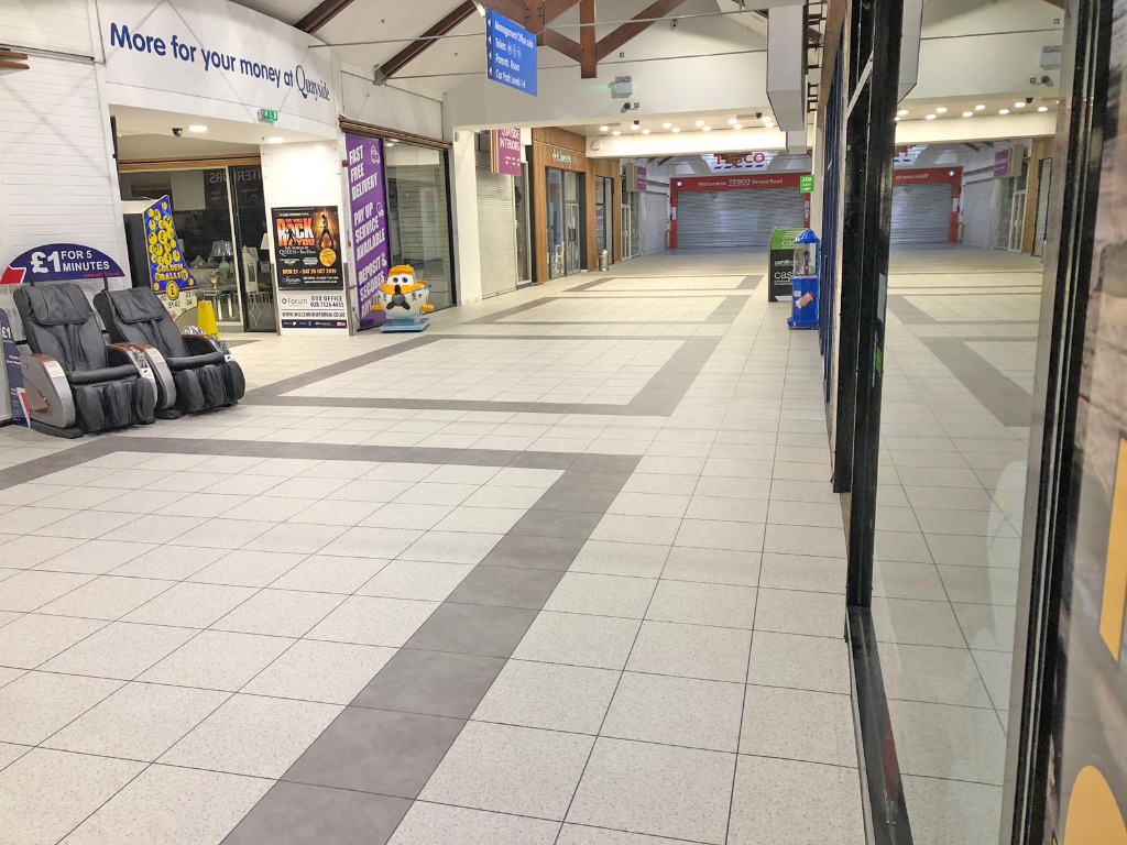 Shopping Mall Cleaning